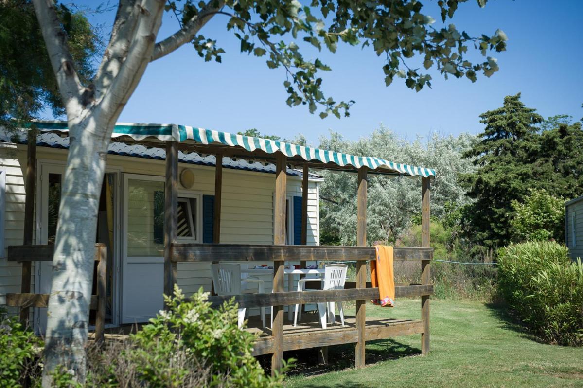 Camping Les Avignon - La Laune Villeneuve-les-Avignon Exterior photo